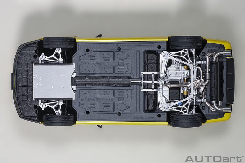 AUTOart Honda Indy Yellow Pearl Finished Product 73214 1/18 NSX-R (NA2)