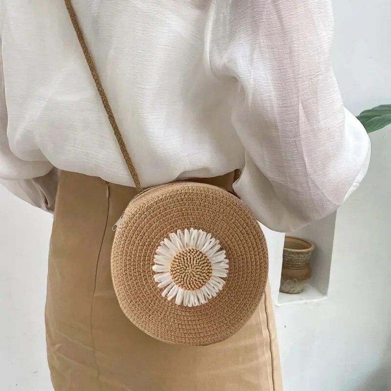 

Flower Graphic Circle Straw Bag, Vintage Shoulder Beach Bag, Women s Crossbody Purse Mini Floral Decor Straw Crossbody Bag