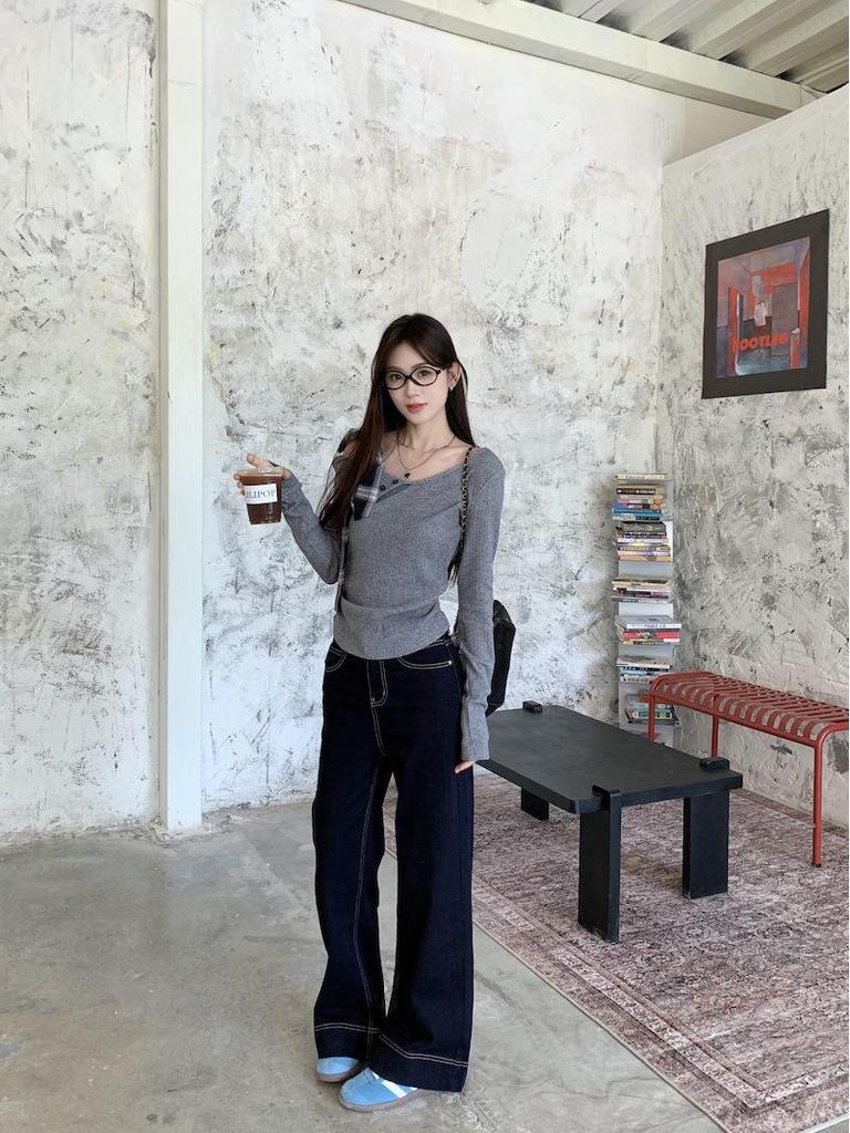 Chic Korean Grey One-Shoulder Bow T-shirt for Women - Sweet and Spicy Spring/Autumn Style