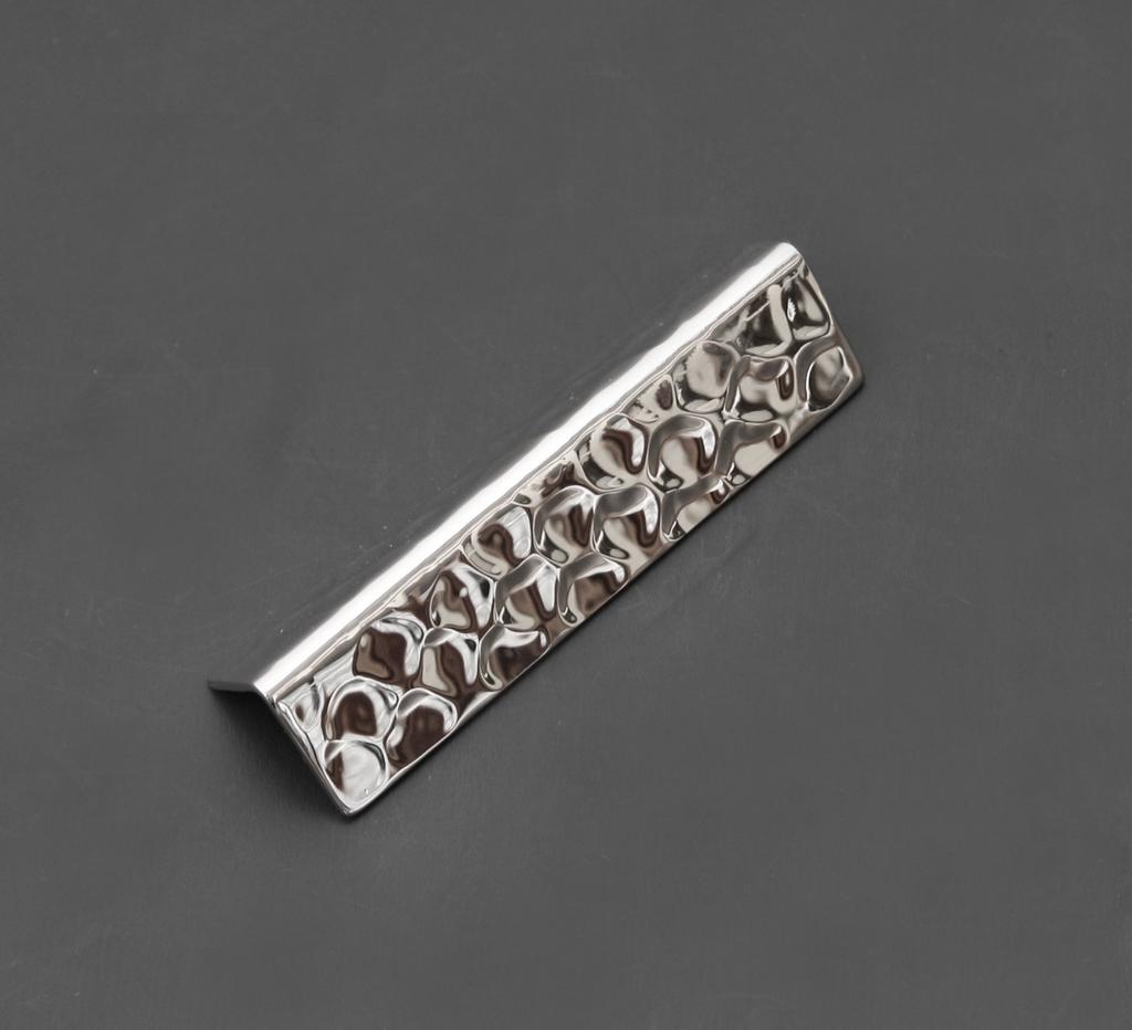 Yamako Stainless Steel Chopstick Rest Delta Hammered Finish 15383