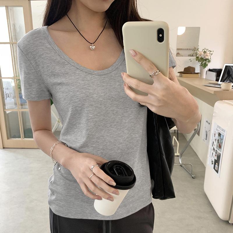 

Продаю эластичную футболку с U-образным вырезом и короткими рукавами для женщин на весну и лето. Новинка, универсальная однотонная, с трендовым повседневным дизайном плеч. XL серый