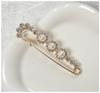 Elegant Diamond-Pearl Studded Brooch for Fashionable Women - Versatile, High-End Accessory with Crystal Accents