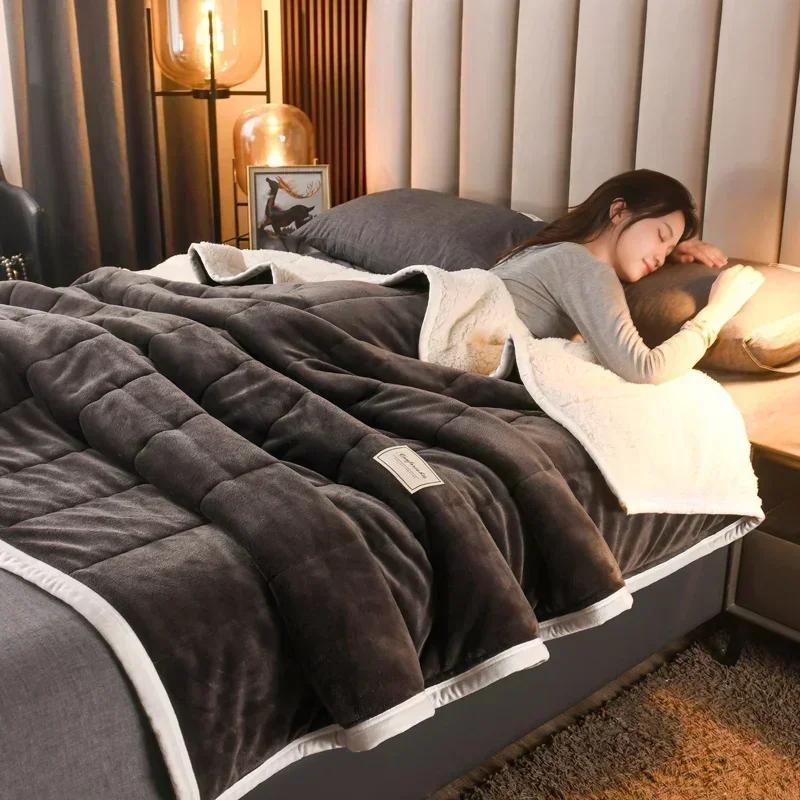 New Flannel Fleece Autumn Winter Warm Blanket 3 Layers Thicken Imitation Lambswool Blankets for Bed Quilt Soft Warmth Comforter