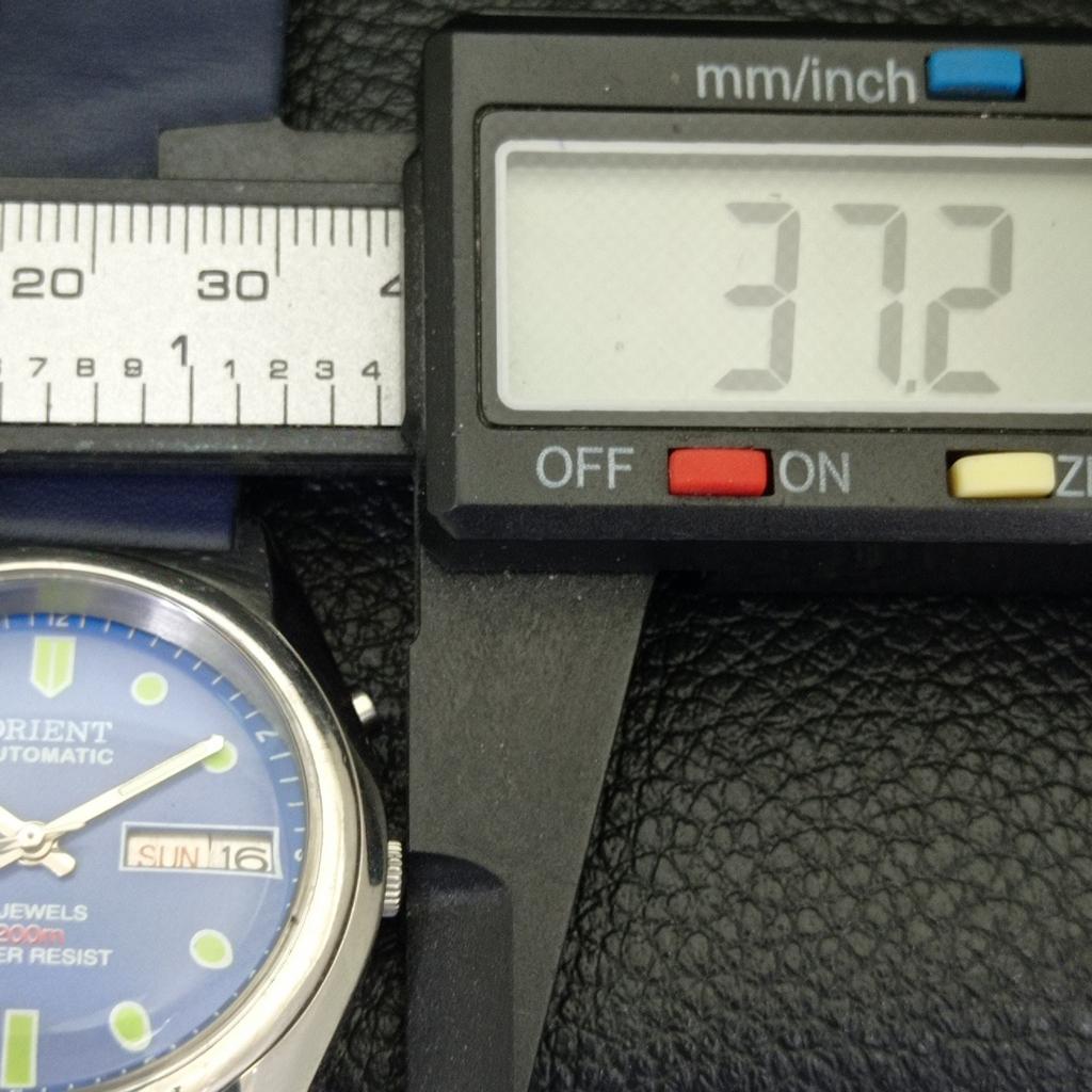 VINTAGE ORIENT AUTOMATIC 48741 JAPAN MENS BLUE COLOR DIAL WATCH a700637-5 R204-a700637