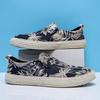 Designer Shoes Men New Breathable Fabric Slip-on Loafers Sneakers Casual Shoes Men Low Top Flower Print Canvas Men's Shoes