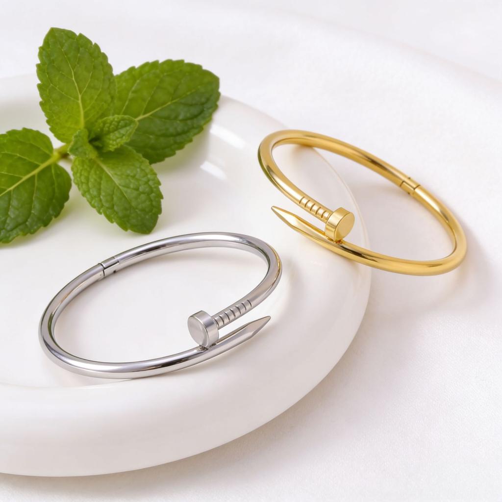 Bracciale per unghie 2026, Bracciale aperto regolabile di tendenza personalizzato per coppia Bracciale 520