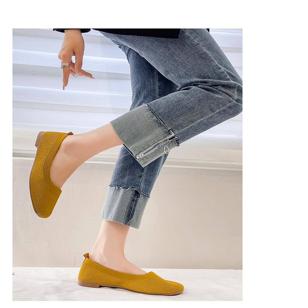 Women's Plus Size Breathable Flyknit Casual Round Toe Slip On Flats Lightweight Flexible Sole Comfortable Walking Shoes