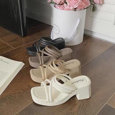 Ciabatte Estive da Donna alla Moda con Tacco Alto 2024: Sandali Eleganti Zeppa, Antiscivolo, Rialzanti per Uso Esterno.