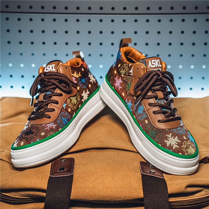 2025 Spring New Shoes for Men Canvas Casual Shoes Trend Ethnic Style Flat Skateboard Shoes Youth Street Cool Sneaker