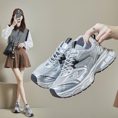 2024 Primavera Nova Versão Coreana em Sapatos Daddy Feminino Estudante Fundo Grosso Esportes Elevação Corrida Sapatos Casuais
