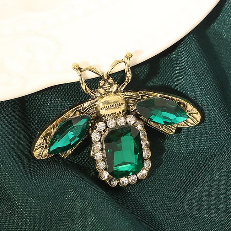 Rerto Bee Crystal Brooches For Women Enamel Rhinestone Animal Tassel Lapel Pins Men'S Suit Collar Pin Badge Accessories