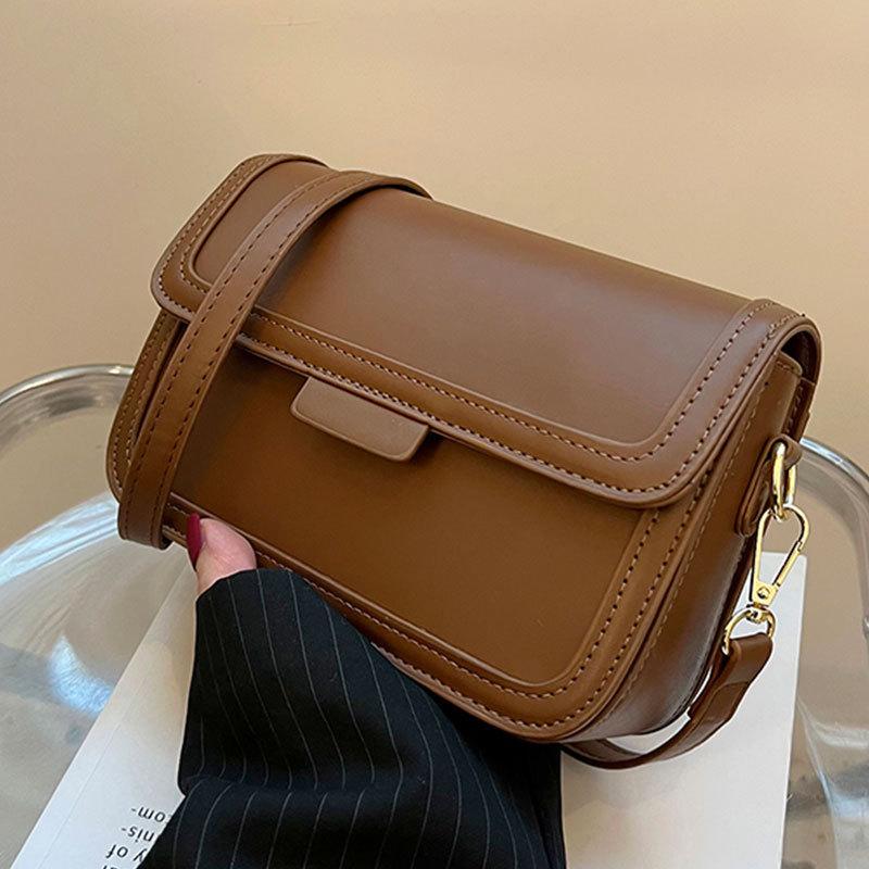 2025 New High-end Simple Retro Fashion Messenger Bag Women's Bag Shoulder Bag Versatile Foreign Style Internet Celebrity Small Square Bag