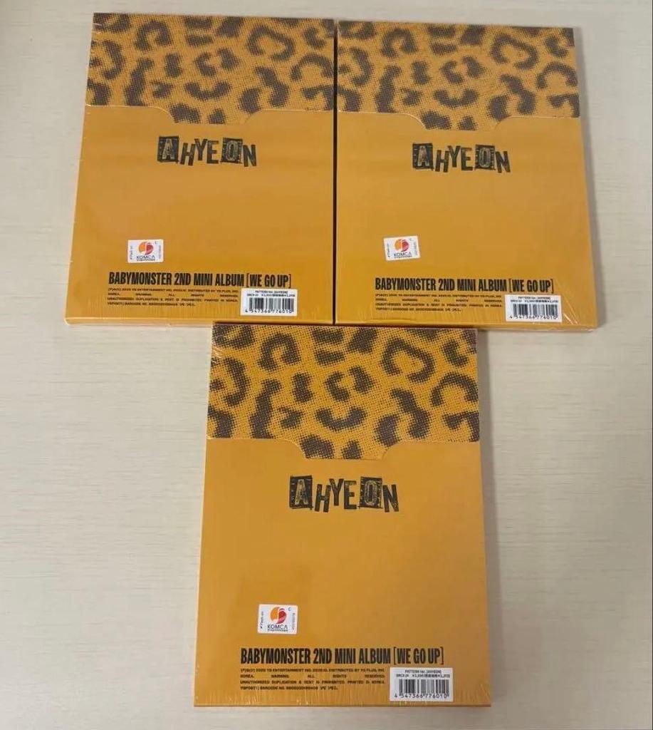 [USED] BABYMONSTER Album WE GO UP AHYUN with Trading Card