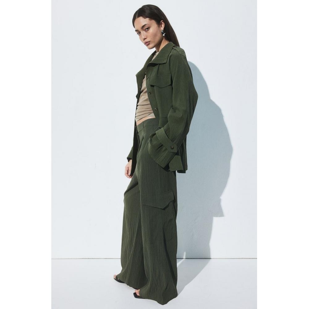 

Брюки карго с текстурой HM, темно-зеленые