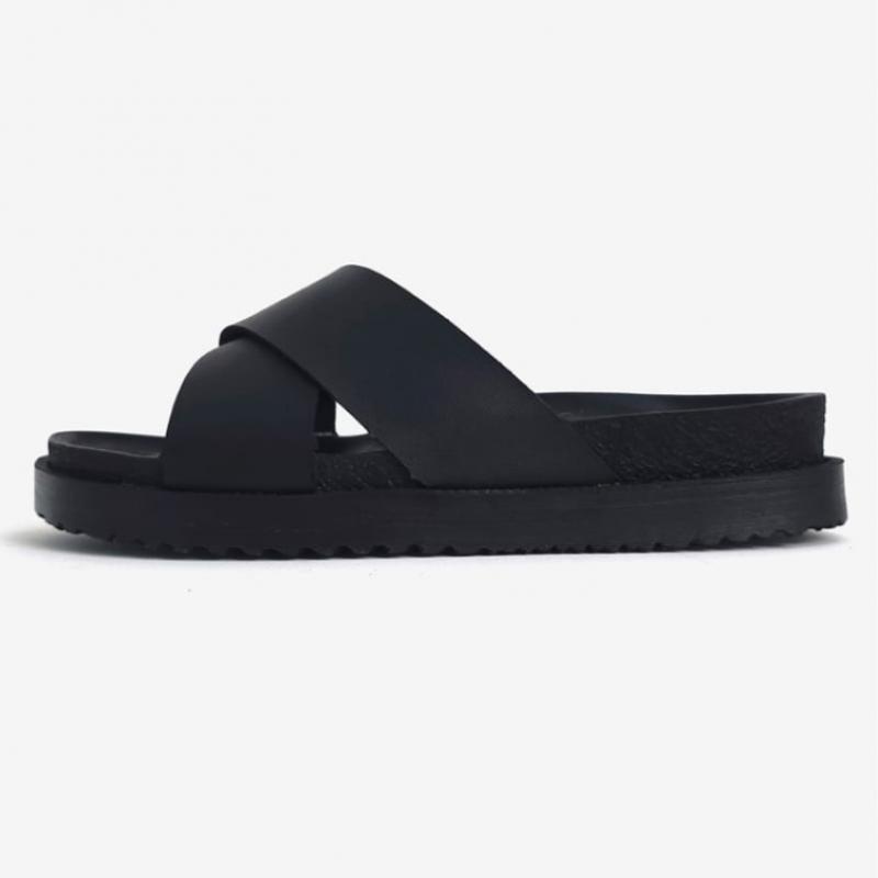 Melting Brown Men Cross Strap Vacation Slipper