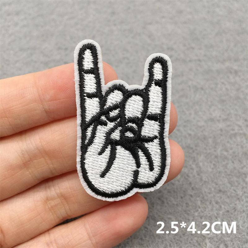Music Optical Disc Embroidered Rock Patches On Clothes Headset Guitar Stripes Iron On Patches For Clothing Diy Appliques