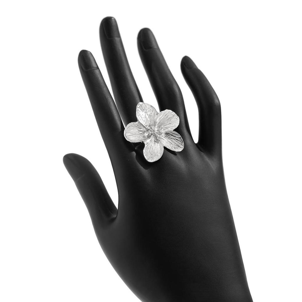 Kalter Wind Legierungsring Unregelmäßig Kreativ Quadratisch Hohl Ringset Neue Mode Persönlichkeit Literarischer Retro-Stil Leichter Luxus Pendler Damenring