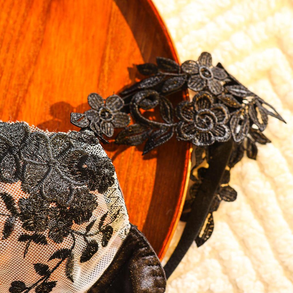 2025 Heißes Schwarzes Besticktes Französisches Spitzen-BH- und Höschen-Set