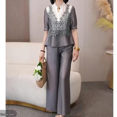 2026 Summer Plus Size Two-Piece Set for Middle-Aged Mothers: Stylish Chinese Short Sleeve Top