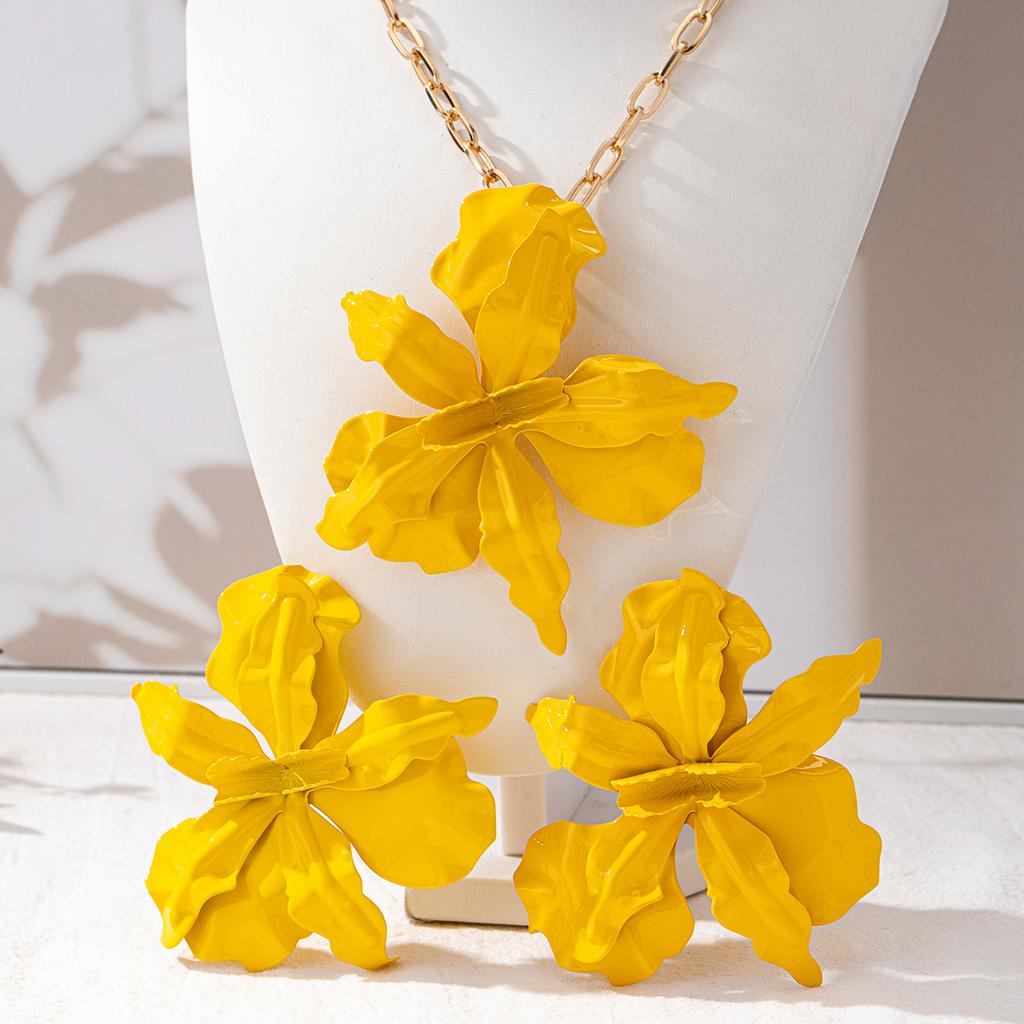 Εξατομικευμένο Υπερβολικό Κρεμαστό Κολιέ Σκουλαρίκια με Σχέδιο Λουλουδιού Γυναικεία Μόδα Street Shot Ακανόνιστο Πέταλο Κοσμήματα