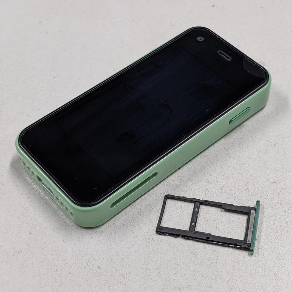 Soyes P40 Small Smart Phone 2.5 Inch Android 9.0 RAM 2GB ROM 16GB 1000mAh Dual SIM 3G Mobile Phone