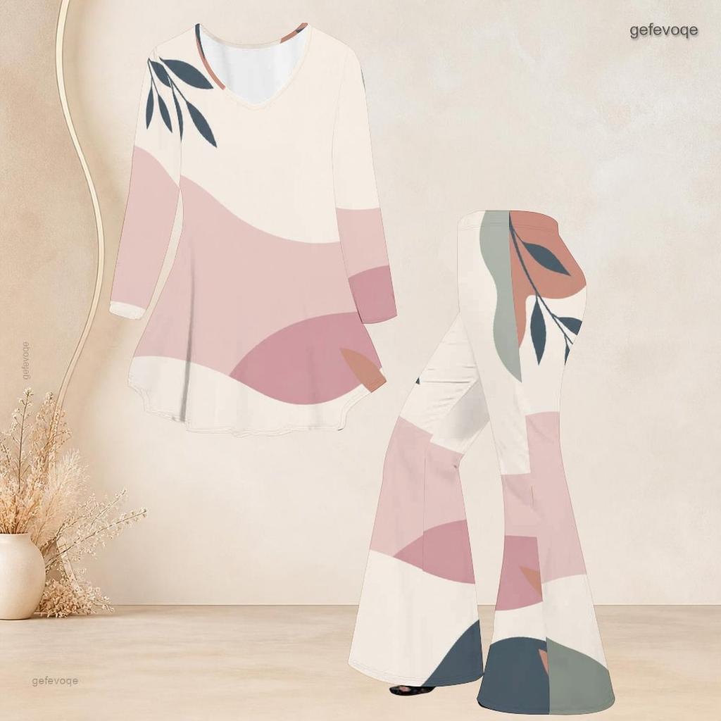 Women Plus Size V Neck Three Quarter Sleeve Printed Flared Top And Flared Pants Two Piece Set
