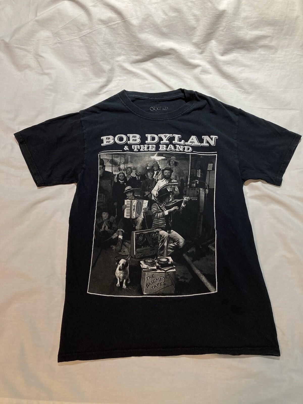 Bob Dylan And The Band T-shirt, Men’s Size Small Unisex T-Shirt M