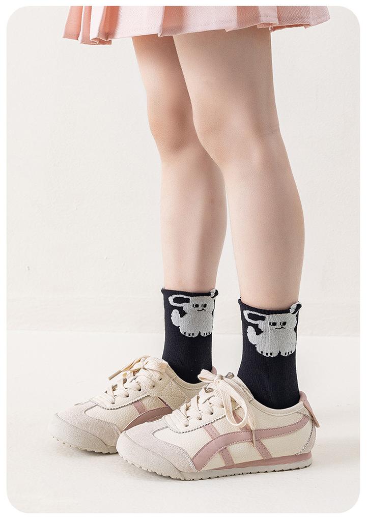 4 pairs of 26 spring/summer new cartoon soft, comfortable and breathable mid length socks for children, girls