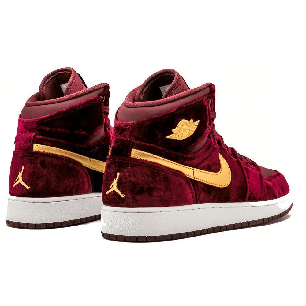 Jordan 1 Retro Heiress Night Maroon GS 832596-640