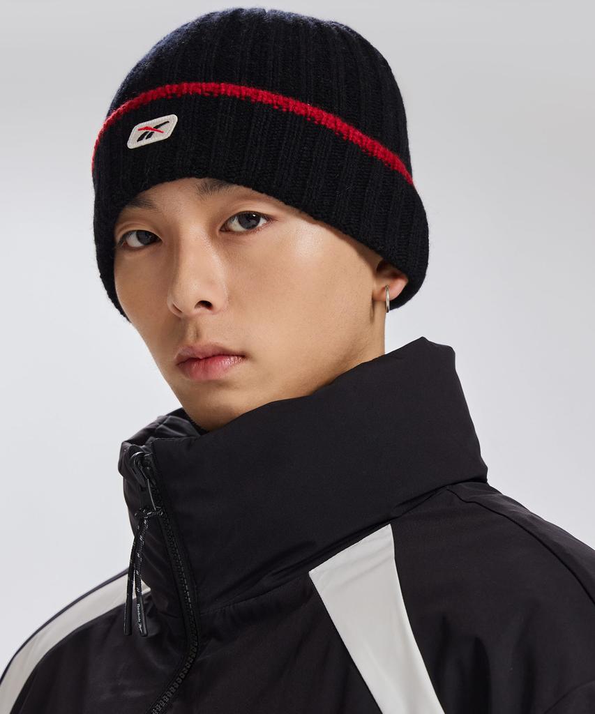 REEBOK Vector Patch Beanie - Black
