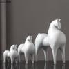 Creative White Horse Resin Sculpture Modern Crafts Ornaments Desk Decoration Minimalist Horse Statue Room Aesthetic Decor