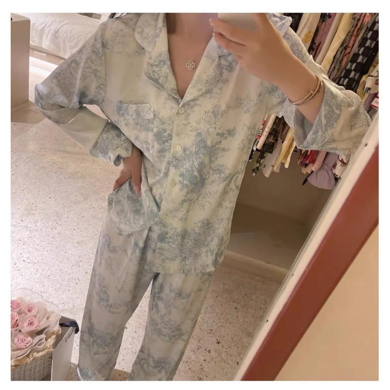 Women's New Spring and Fall Ice Silk Pajamas Home Style Suit Girl Ink Printing Silk Pajamas Ins Advanced Sense of Homewear