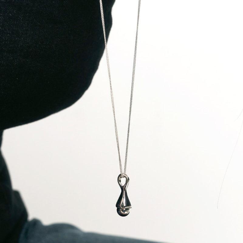 Hei Lighting Pendant Long Necklace