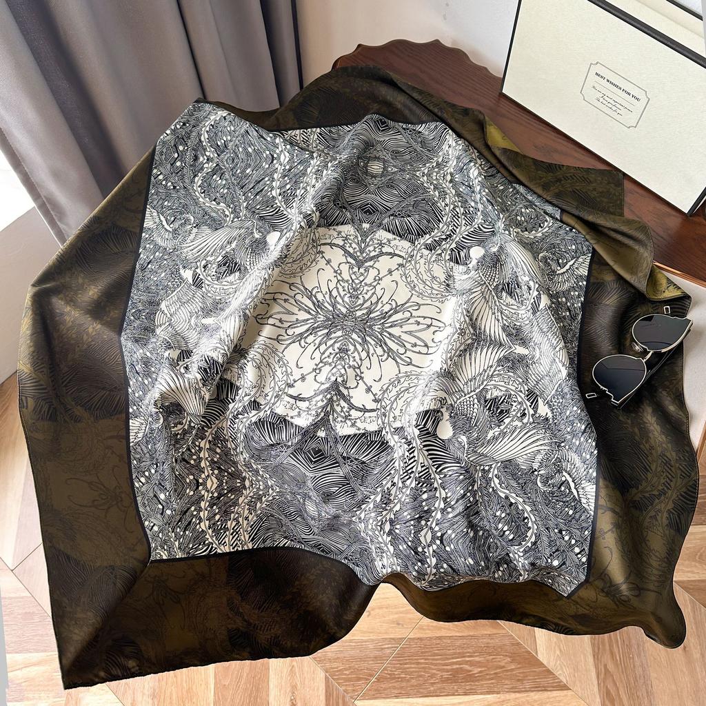 High-quality Luxurious Silk Scarves Headband Scarfs Neck Scarf For Women Chain Silk Scarf Women's Decorative Shawl