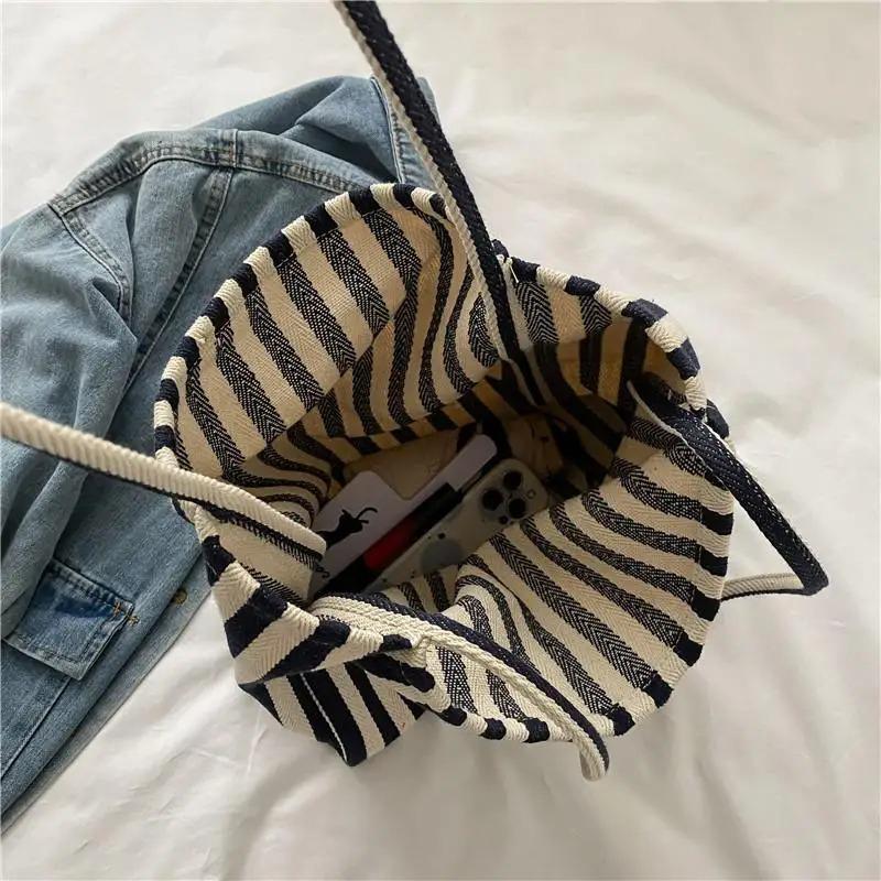 Large-capacity Canvas Female Shopper Handbag, Simple Striped Single-shoulder Female Casual Multi-functial Travel Handbag
