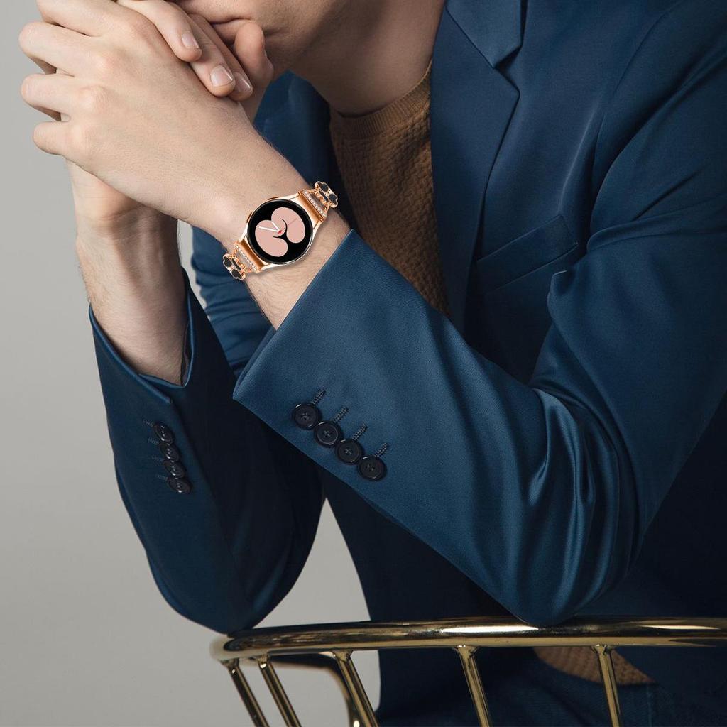 Seamless Metal Strap Heart Clover Bracelet for Samsung Watch 6 Classic/7