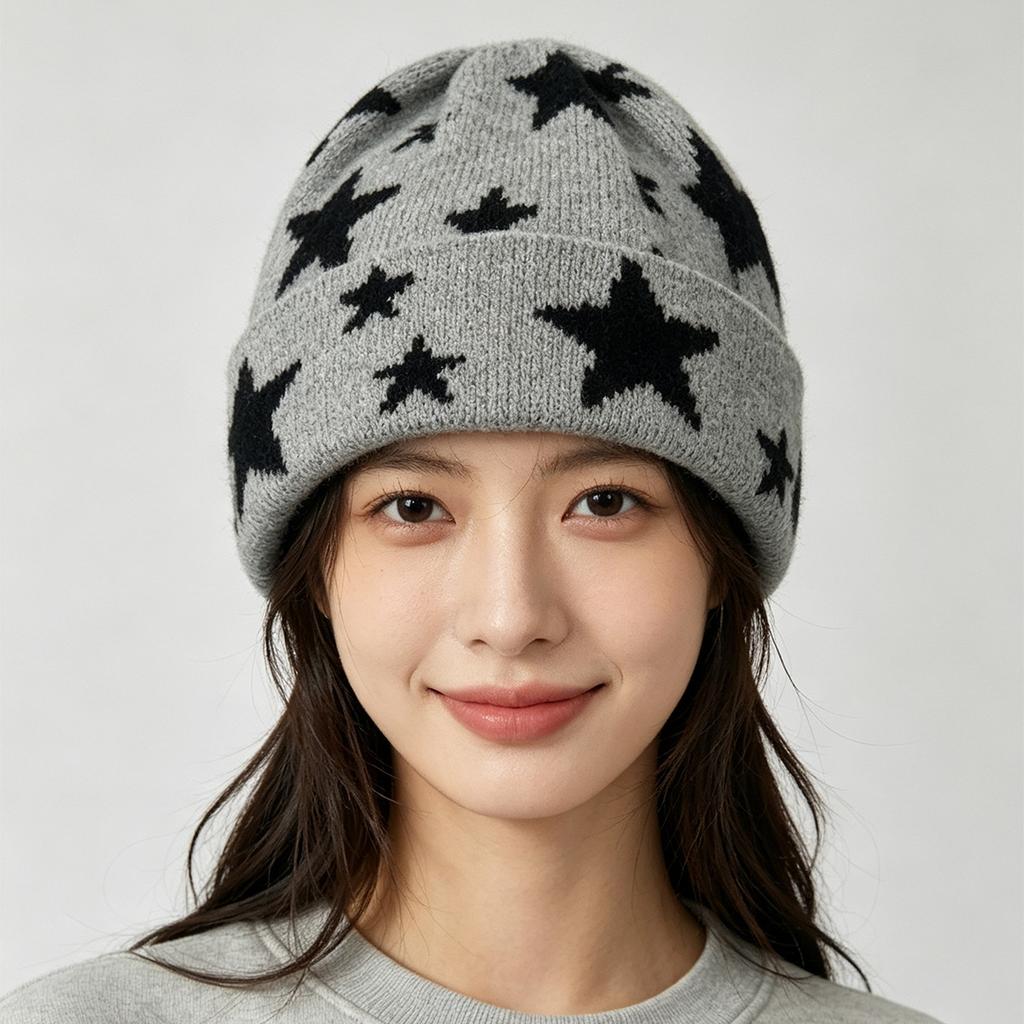 Autumn and Winter Personalized Five-pointed Star Knitted Hat for Men and Women Warm Retro Street Outdoor Versatile Pullover Hat