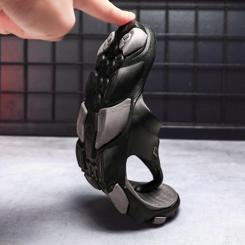 Flip Flops for Men Breathable Sandals Outdoor Slippers Summer Beach Sandals Quick Dry Shoes Men Casual Slippers