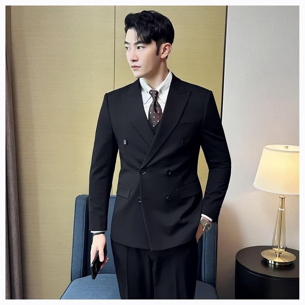 Men's British Style Double-Breasted Suit Coat: Autumn & Winter Peak Lapel for Business, Commute, & Banquet.
