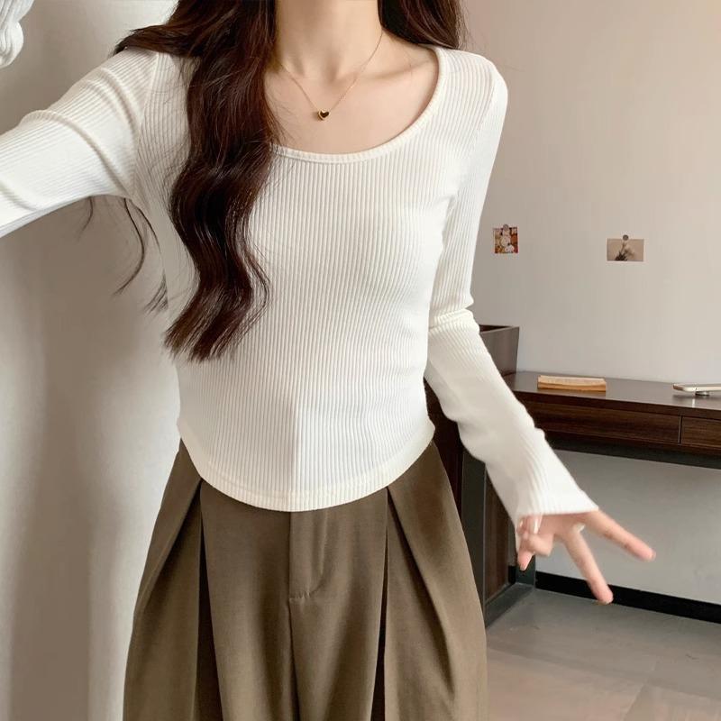 Retro U-hals langermet T-skjorte for kvinner, høst Maillard-bekledning, buet fald, slim-fit kort ensfarget undertrøye topp
