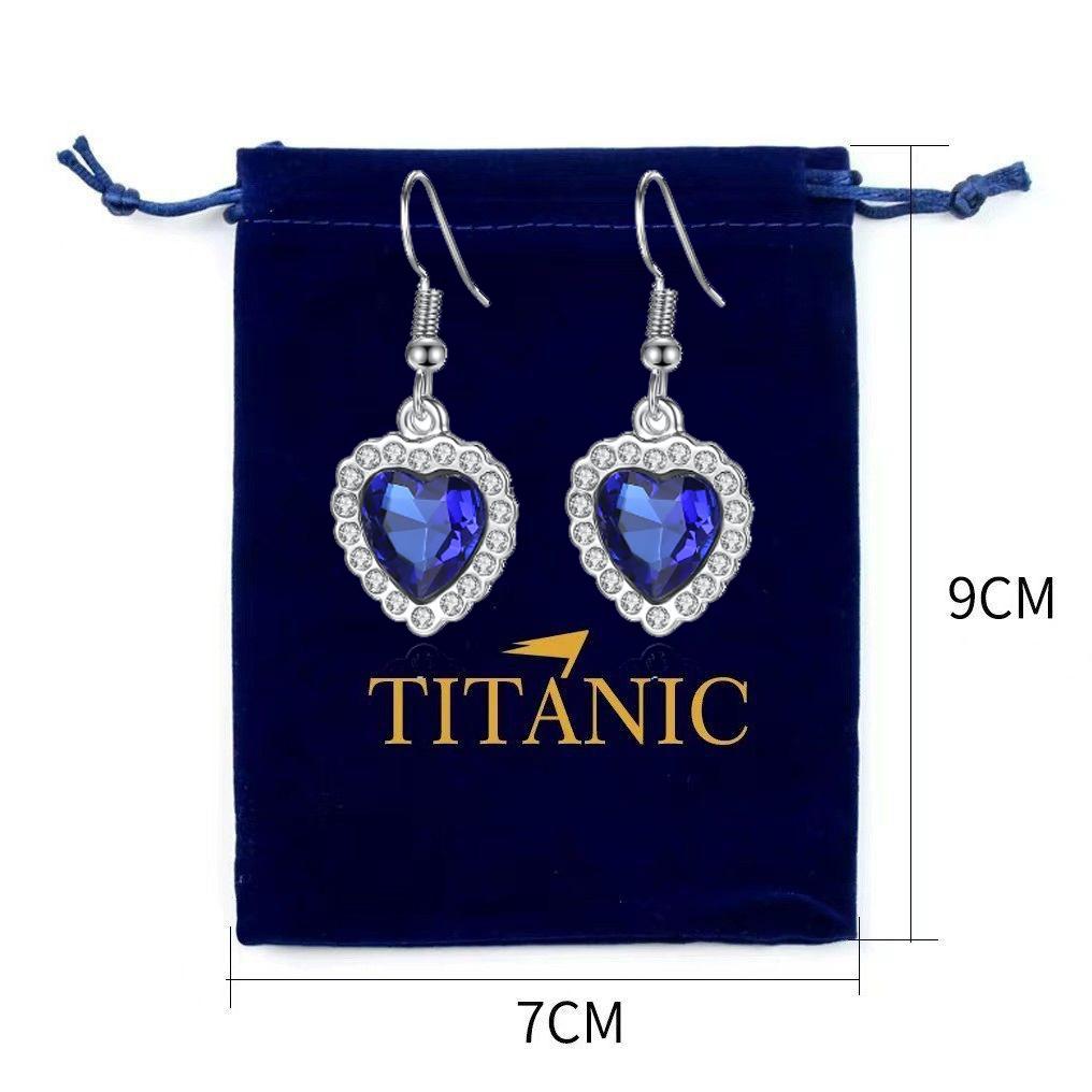 Nuova Collana Ciondolo Cuore d'Oceano Blu Titanic Stile Europeo e Americano Scintillante Moda Zircone Amore Eterno Maglione Rosso Cha