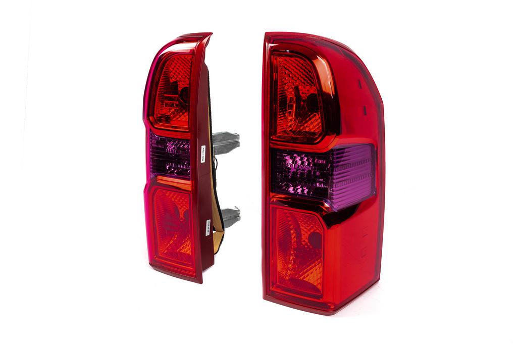 

RED taillights (2004-2008, 2 pieces) for Nissan Patrol Y61