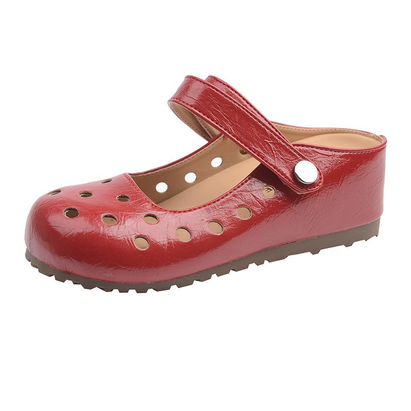 

In the summer of 2025, the new bag head sandals are flat and two wear Mary Jane and one pedal, cute style solid color cool slippers. 40