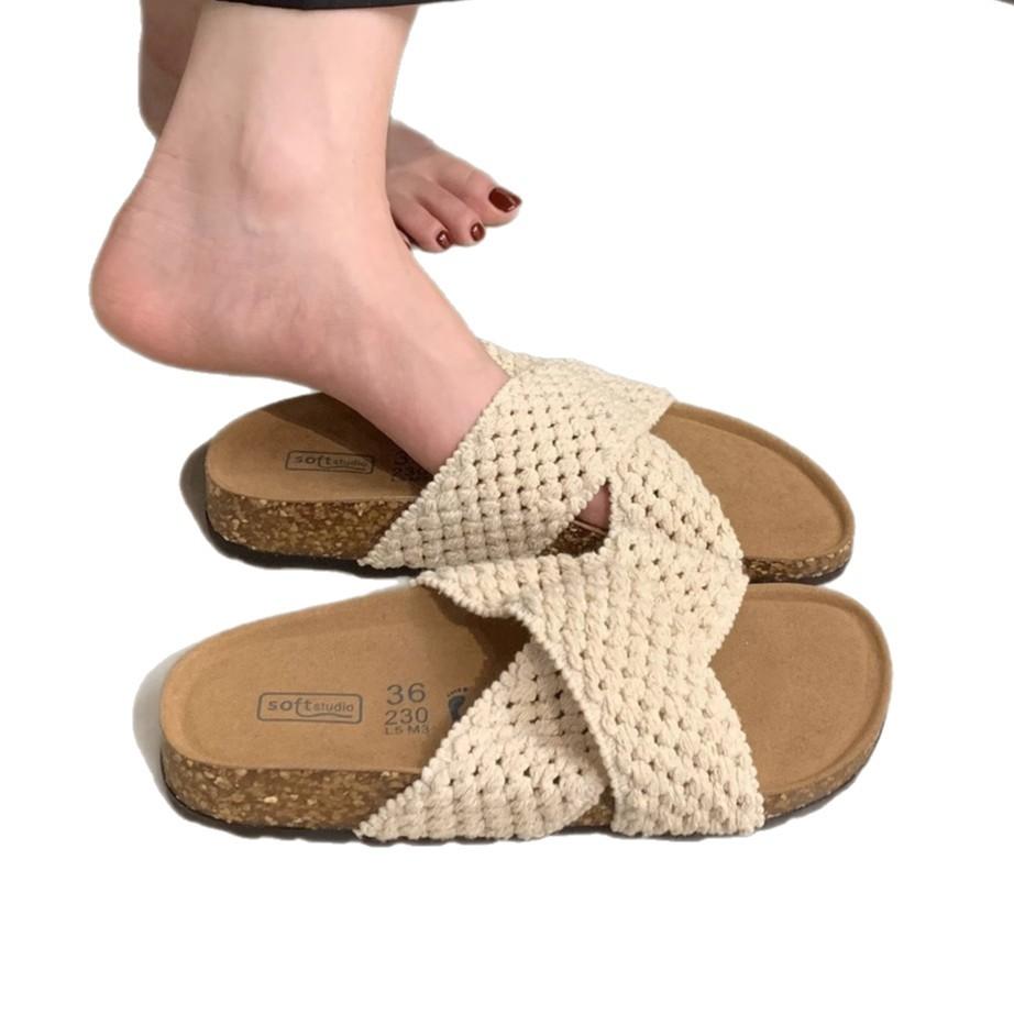 Retro woven white thick-soled one-word slippers women's summer wear 2025 new models with skirts to increase height and cool slippers