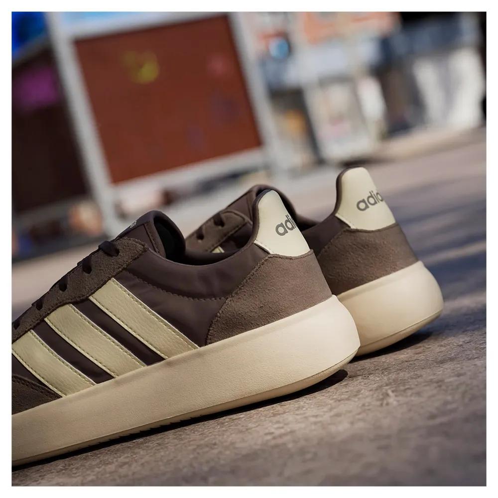Adidas Sneakers Barreda Decode