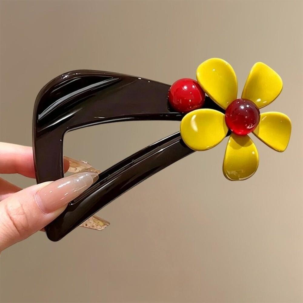 Contrast Tone Triangle Hair Clip Versatile Style Updo Hair Accessories Hollow Hair Clip  For Women