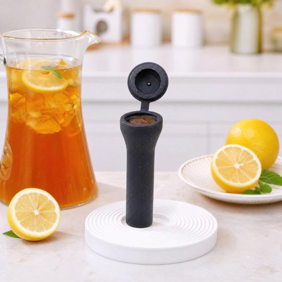 Striped Silicone Ice Stick Tray, Food Grade Narrow Ice Cube Mold for Bottles, Easy Release Ice Maker with Leakproof Lid