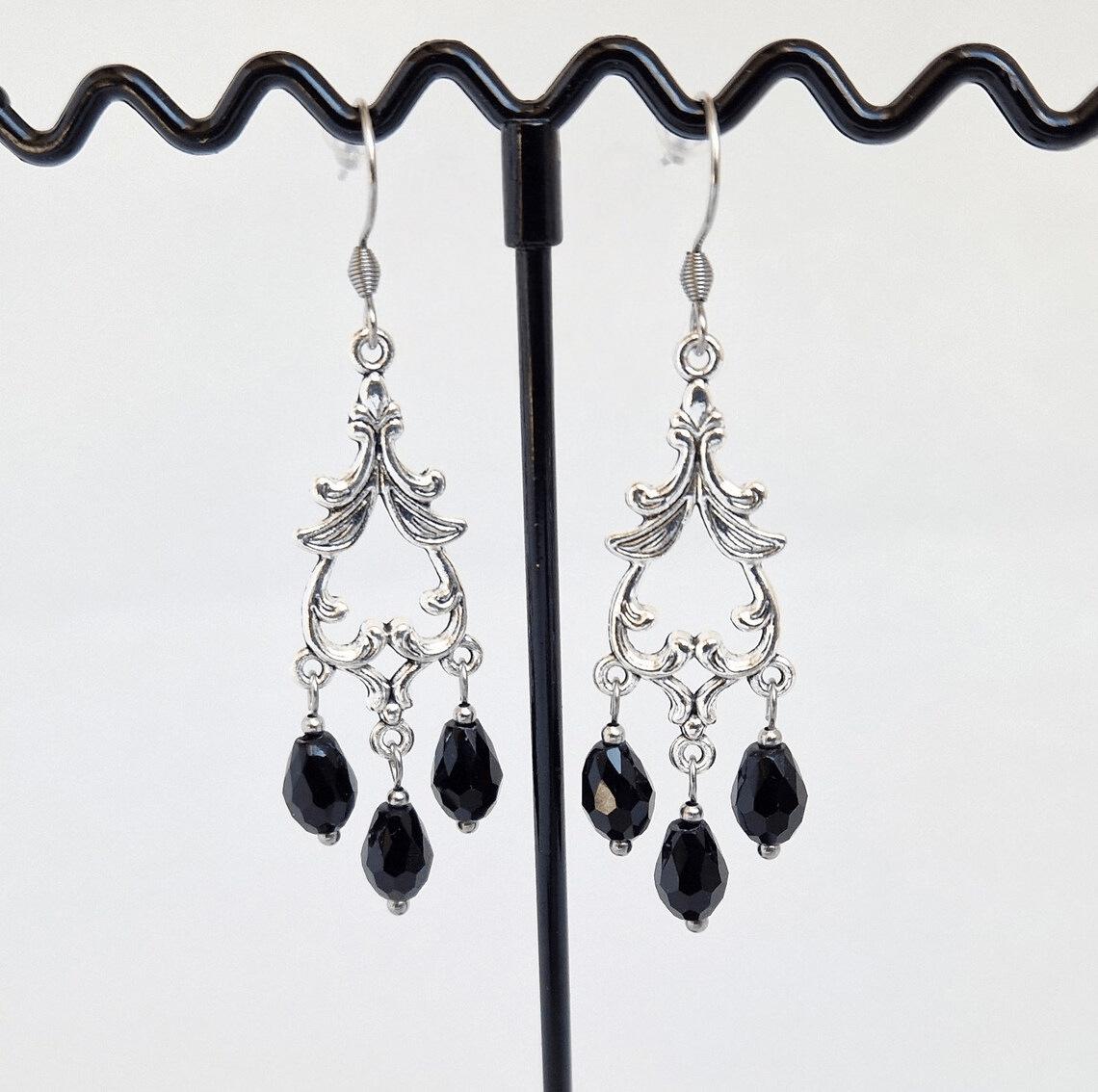 Black Crystal Teardrop Tassel Earrings - Retro Victorian Gothic Baroque Style