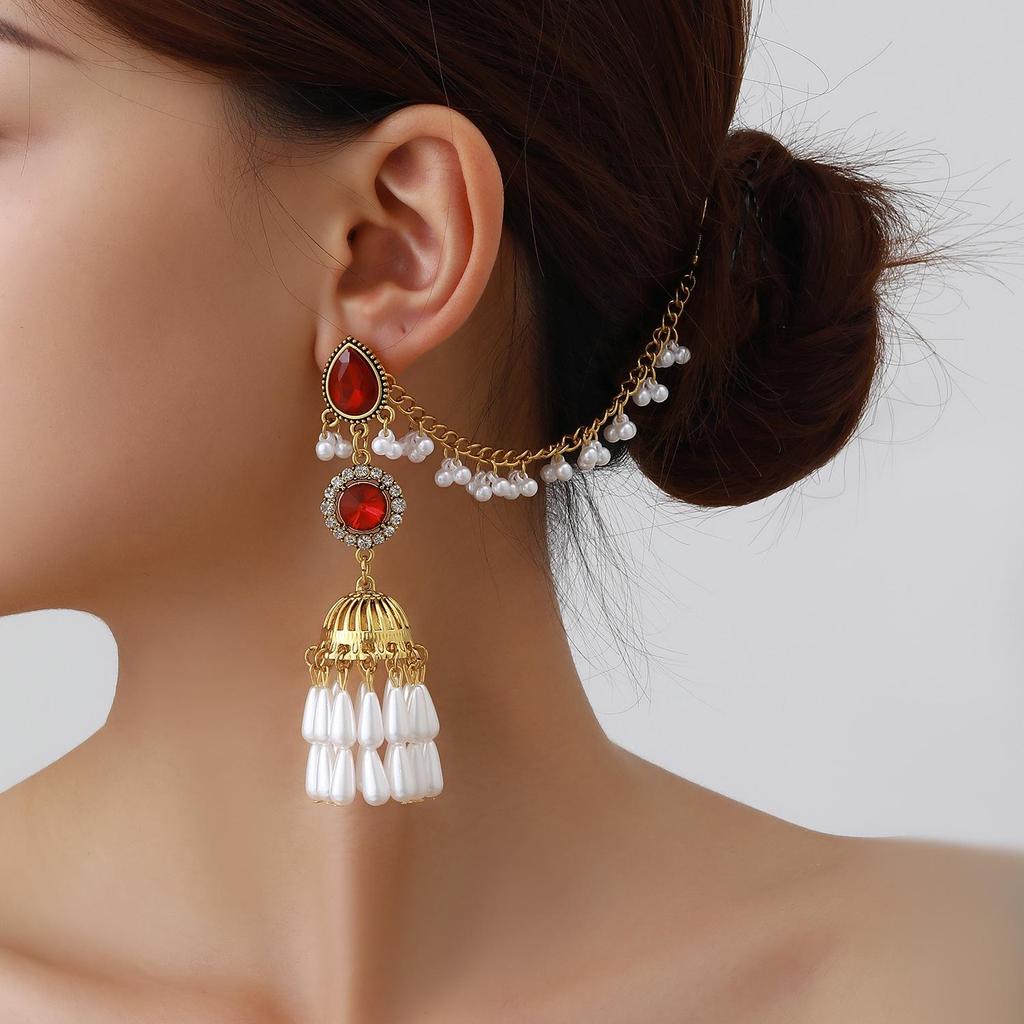 Bohemian Rhinestone Ethnic Tassel Earrings: Elegant Retro Ear Chains