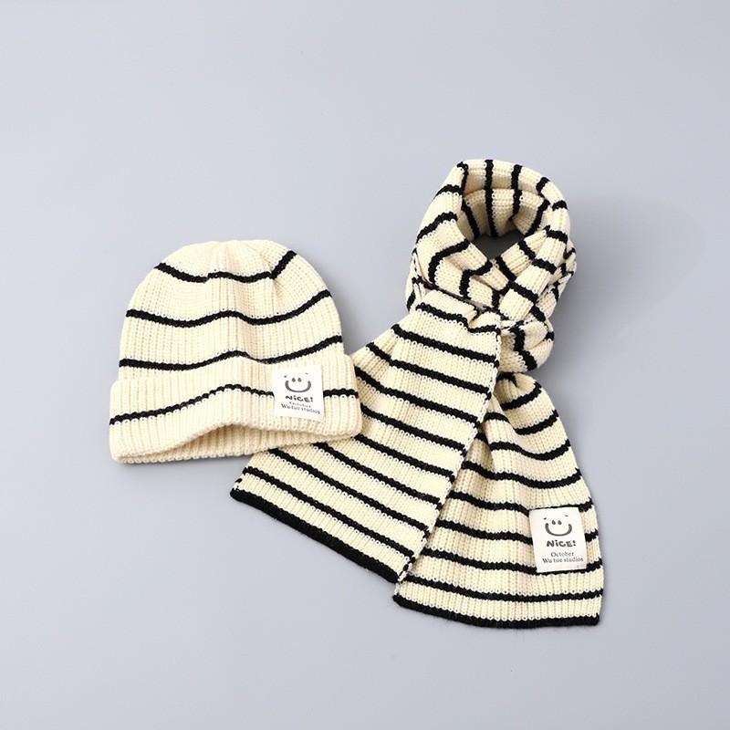 Koreanischer Chic Kinder Mütze Schal Set für Junge Mädchen Schwarz Weiß Farbe Gestreifter Schal Gehäkelte Mütze Set Herbst Winter Warm Gestrickte Mütze